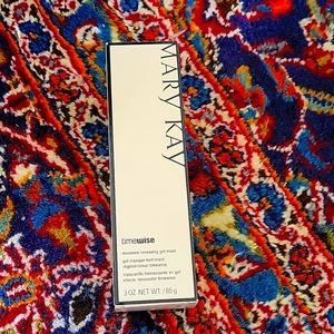 MK moisture renewing gel mask